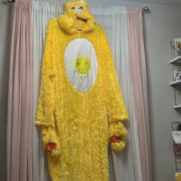 Care Bears Yellow Costume - Picture 5 of 10